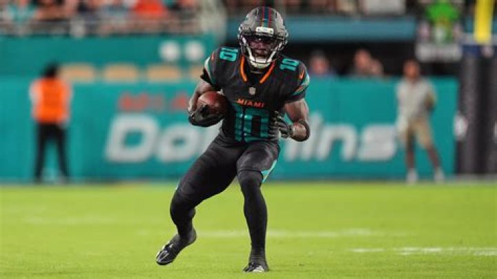 What did the Dolphins trade for Hill?